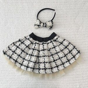 Chic Black and White Plaid Skirt with Headband